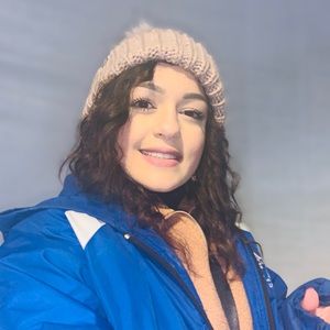 Meet your Posher, Nour